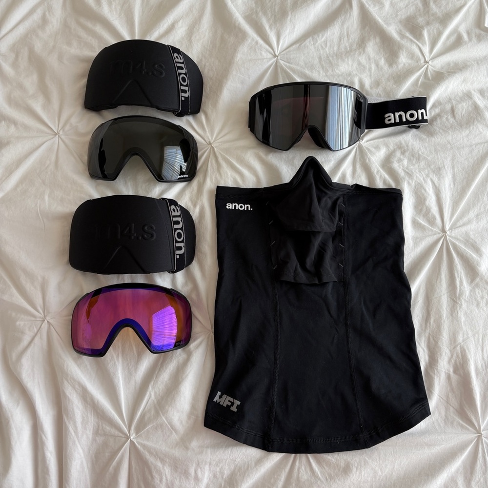 ANON M4S magnetic detachable ski goggles